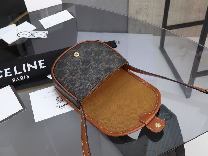 Ce1i*e triomphe bags